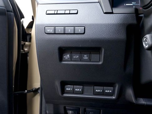 Used 2025 Lexus GX 550 AWD/4WD image 62