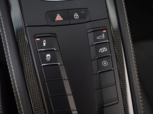 Used 2025 Porsche 718 Cayman GTS RWD image 16