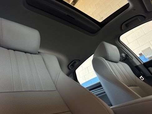 Certified 2018 Honda Accord EX-L image 16