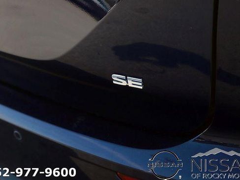 Used 2024 Mitsubishi Outlander FWD image 8