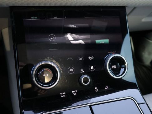 Used 2019 Land Rover Range Rover Velar R-Dynamic SE AWD/4WD image 25