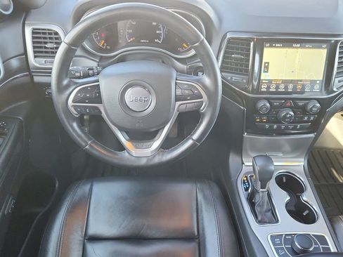 Used 2022 Jeep Grand Cherokee Limited AWD/4WD image 11