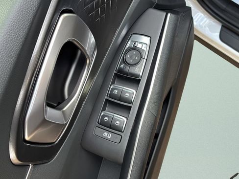 New 2026 Kia Sorento S w/ S Panoramic Sunroof Package image 12