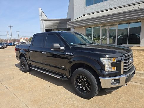 Used 2016 Ford F150 XLT w/ Equipment Group 302A Luxury image 4
