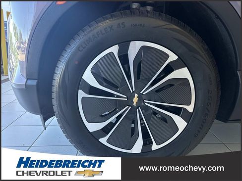Used 2024 Chevrolet Blazer EV LT AWD/4WD image 7