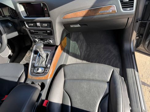 Used 2016 Audi Q5 2.0T Premium Plus w/ Technology Package image 23