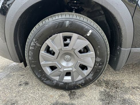 New 2026 Nissan Kicks S image 9