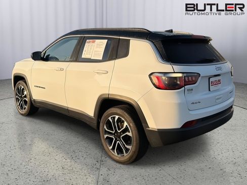 Used 2024 Jeep Compass Limited AWD/4WD image 4