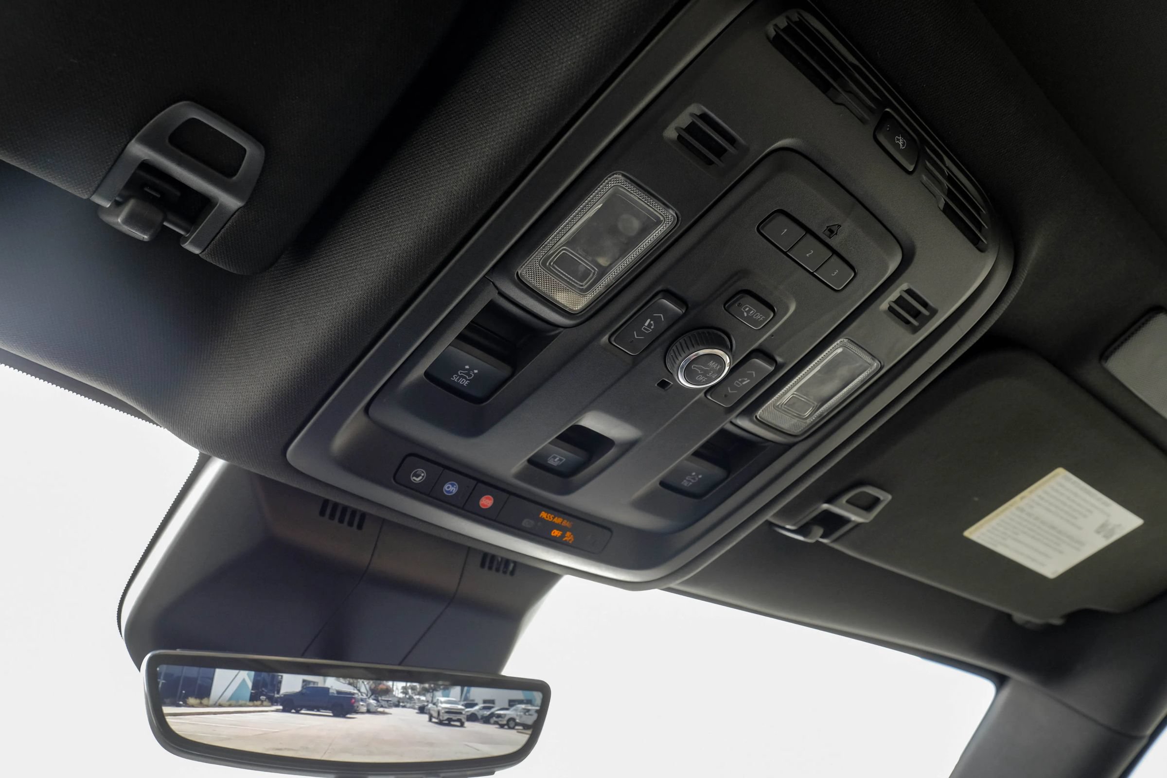 Used 2021 Cadillac Escalade Premium Luxury w/ Driver Assist Tech Package AWD/4WD image 25