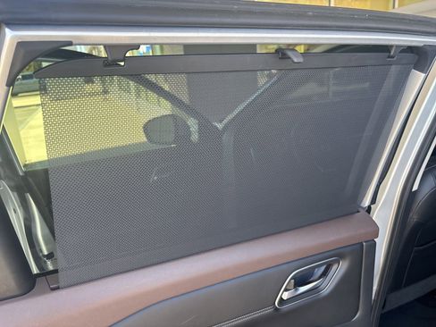 Used 2021 Nissan Rogue SL image 37