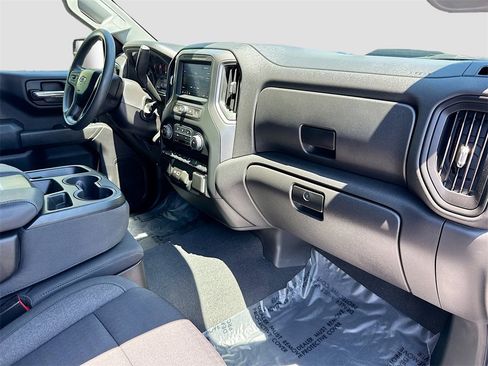 Used 2024 Chevrolet Silverado 1500 Custom Trail Boss w/ Turbomax Blackout Package image 27