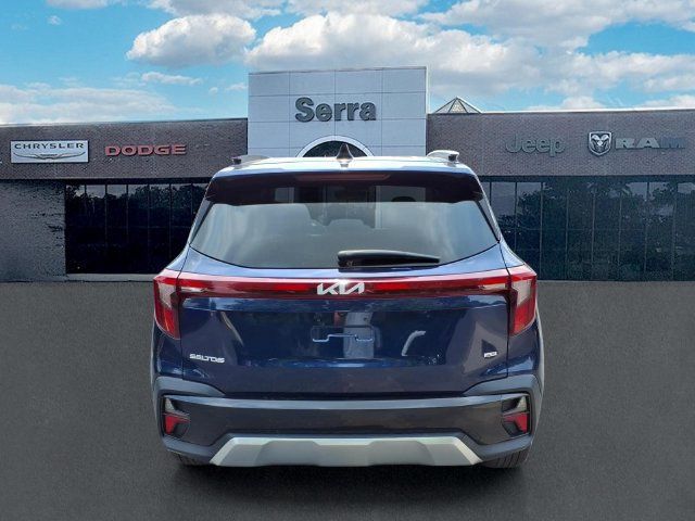 Used 2024 Kia Seltos EX AWD/4WD image 6