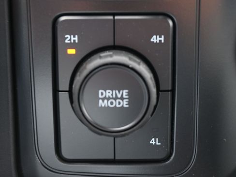 New 2026 Ford F550 4x4 Crew Cab image 31