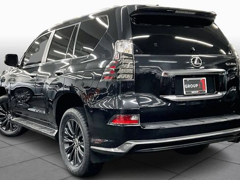 Used 2023 Lexus GX 460 Premium w/ Accessory Package image 12