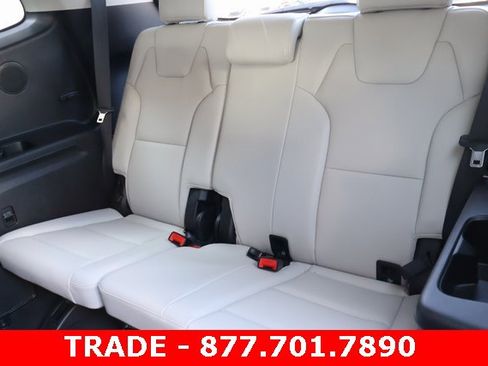 Used 2023 Kia Telluride SX image 12