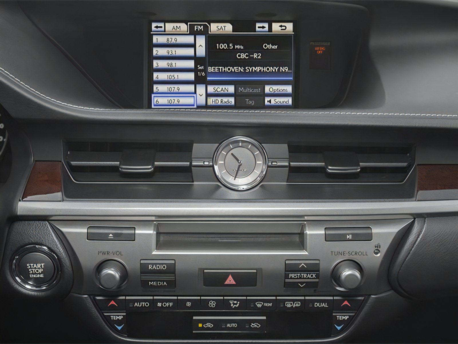 Used 2014 Lexus ES 350 w/ Luxury Package FWD image 7