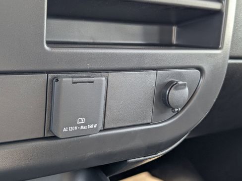 New 2026 Chevrolet Express 2500 RWD image 12