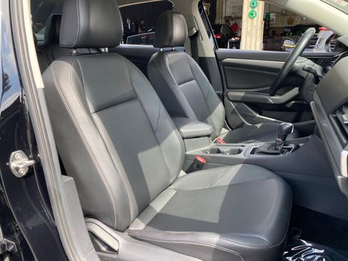 Used 2019 Volkswagen Jetta SE w/ Cold Weather Package image 22