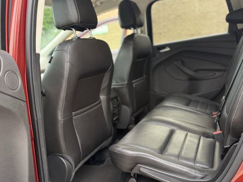 Used 2015 Ford Escape SE w/ Equipment Group 201A image 25