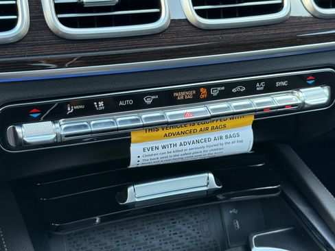 New 2026 Mercedes-Benz GLS 450 4MATIC image 21