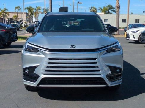New 2026 Lexus TX 500h AWD image 2