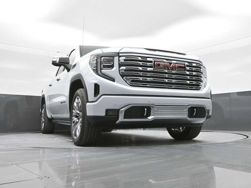 New 2026 GMC Sierra 1500 Denali w/ Denali Reserve Package AWD/4WD image 36