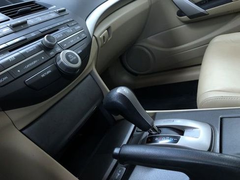 Used 2010 Honda Accord EX-L image 27