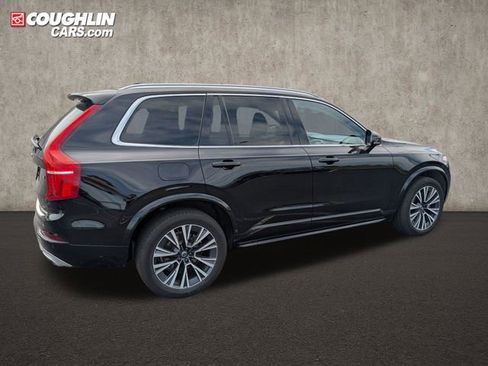 Used 2021 Volvo XC90 T6 Momentum w/ Climate Package AWD/4WD image 8