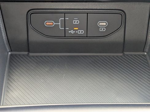 New 2026 Kia Sportage LX FWD image 25