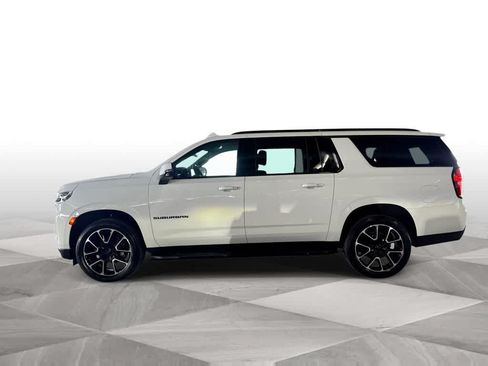 Used 2023 Chevrolet Suburban RST w/ Luxury Package RWD image 5
