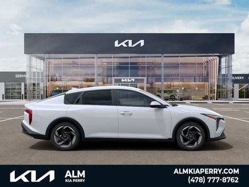 New 2026 Kia K4 EX FWD image 7