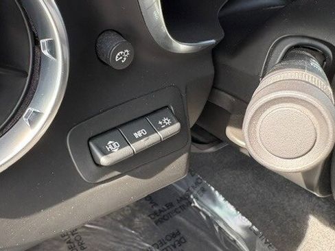 Used 2018 Chevrolet Camaro SS image 29