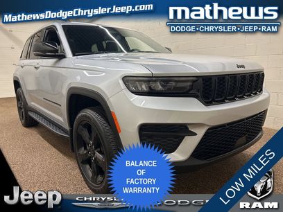 Used 2024 Jeep Grand Cherokee Altitude