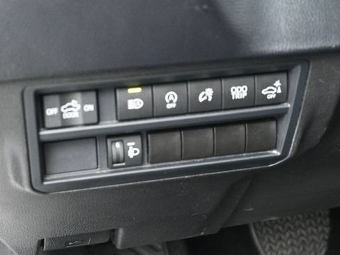 Used 2024 Toyota Tundra SR5 w/ SR5 Convenience Package AWD/4WD image 18