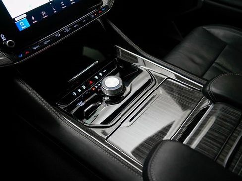 Used 2022 Jeep Wagoneer Series II image 23