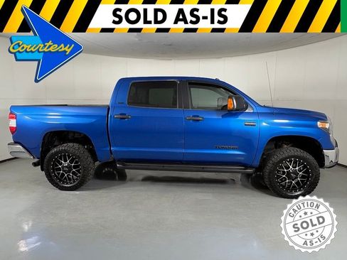 Used 2018 Toyota Tundra SR5 w/ SR5 Upgrade Package AWD/4WD image 9