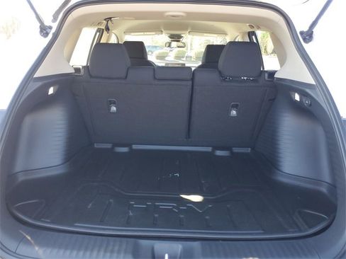 Certified 2025 Honda HR-V LX image 8