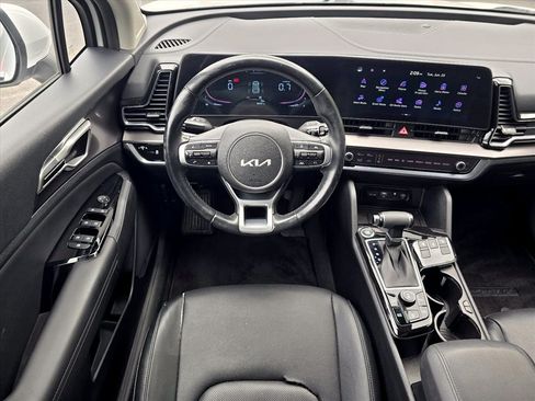 Used 2023 Kia Sportage EX AWD/4WD image 12