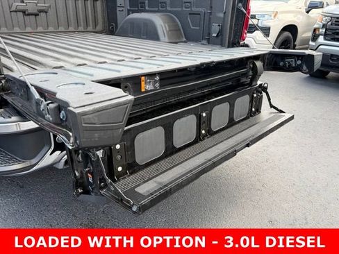 Used 2024 Chevrolet Silverado 1500 LTZ AWD/4WD image 17
