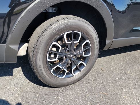 Used 2024 Hyundai Santa Cruz SE image 9