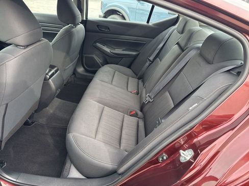 Used 2024 Nissan Altima 2.5 SV image 23