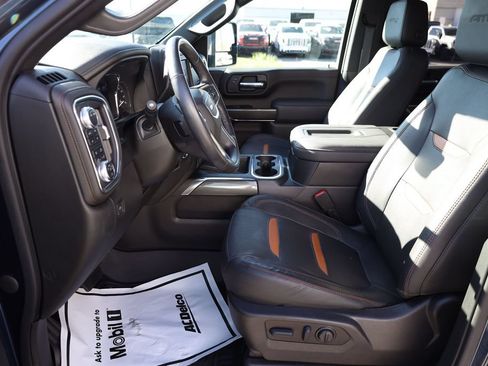 Used 2022 GMC Sierra 3500 AT4 w/ AT4 Premium Plus Package AWD/4WD image 11