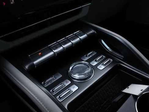 New 2026 Lincoln Nautilus Reserve AWD/4WD image 63