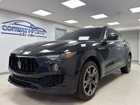 Used 2017 Maserati Levante w/ Sport Package image 1
