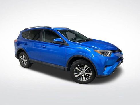 Used 2018 Toyota RAV4 XLE image 36