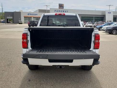Used 2017 Chevrolet Silverado 1500 LT w/ All Star Edition AWD/4WD image 6