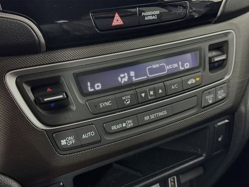 Certified 2023 Honda Passport TrailSport image 16