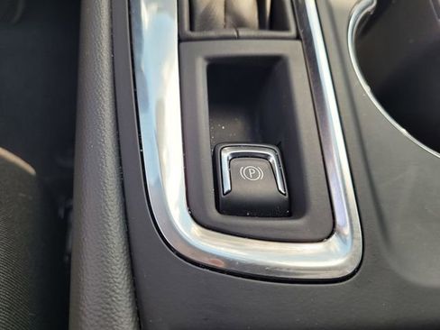 Used 2024 Chevrolet Equinox LS w/ LS Convenience Package FWD image 23