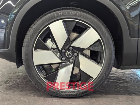 Used 2023 Volvo C40 P8 Recharge Ultimate w/ Protection Package Premier AWD/4WD image 16