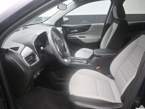 Used 2022 Chevrolet Equinox LT FWD image 10